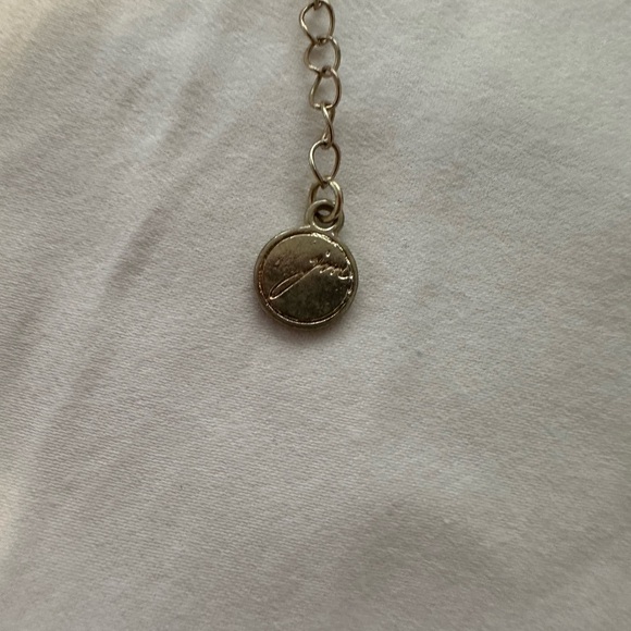 JM Collection Hammered Gold Tone and Black Necklace - Picture 4 of 6